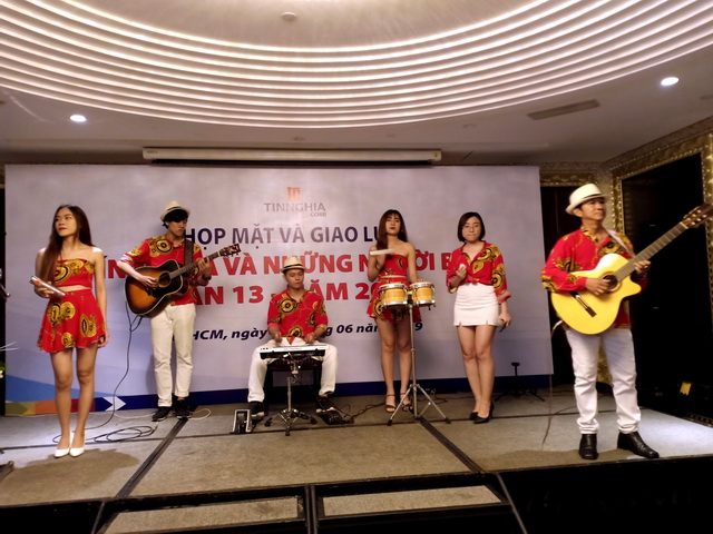 Ban nhạc Flamenco Tumbadora Saigon Times Square Royal Pavilion 008
