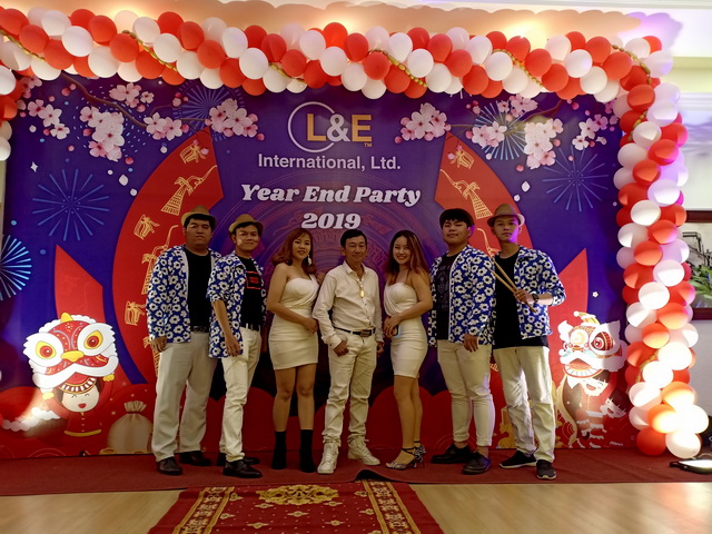 YEAR END PARTY CÔNG TY BAO BÌ GIẤY QUỐC TẾ L&E VN ROYAL SG HOTEL