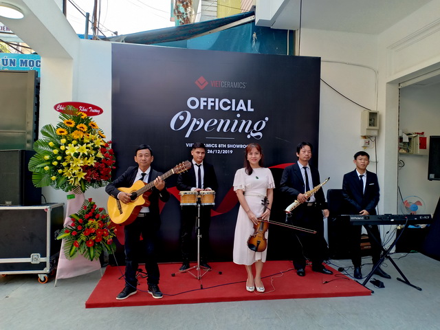 Flamenco Tumbadora Band Khai Trương Văn Phòng Viet Ceramis 001