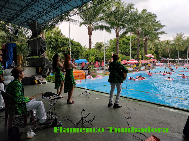 Flamenco Tumbadora Band Dam Sen Water Park 003