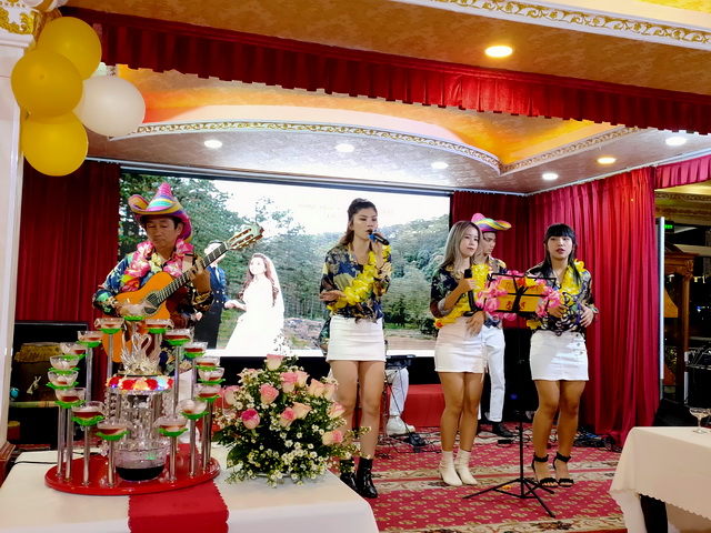 Flamenco Tumbadora Band Wedding Performances Indochina Queen Yacht 002