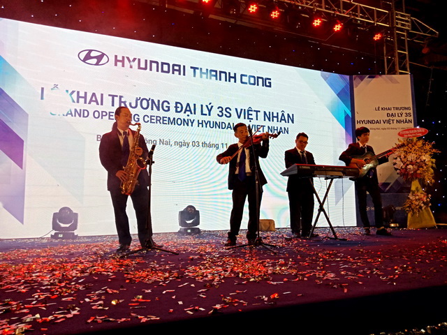 Đại Lý Hyundai Việt Nhân 3s Tumbadora Band