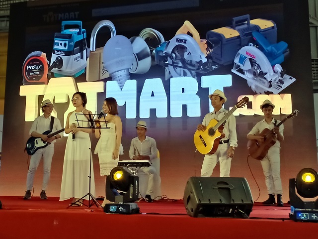 TAT Mart Tumbadora Band Cho Thue ban nhac